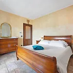 Bruno Selvago In Villa