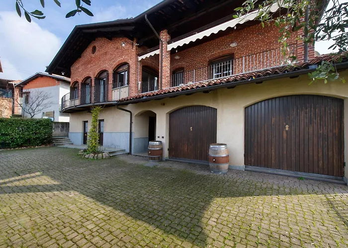 Bruno Selvago In Villa Lessona