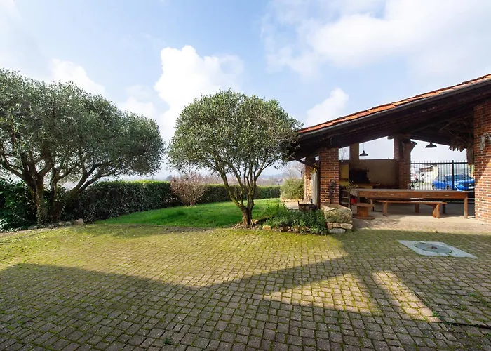 Bruno Selvago In Villa *