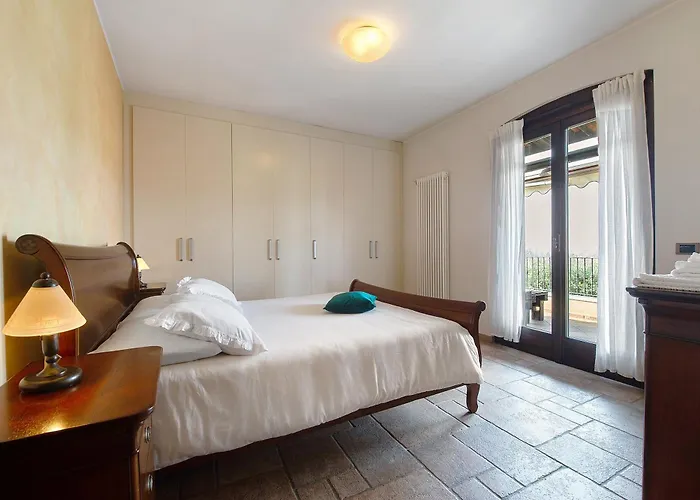 Bruno Selvago In Villa Lessona